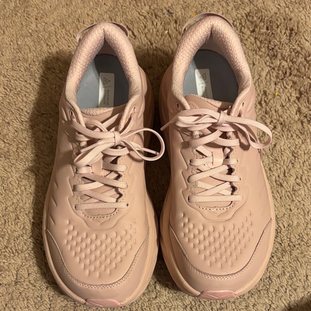 🎀Pink Hoka size 11